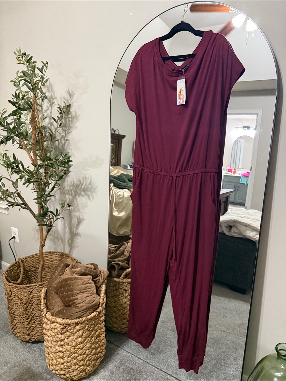 Relaxed Burgundy Short-Sleeve Jumpsuit with Elastic Waist